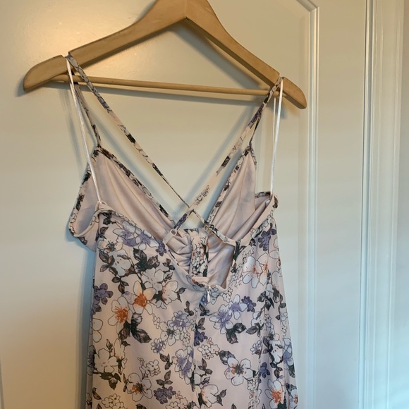 Women’s dress - Picture 8 of 8